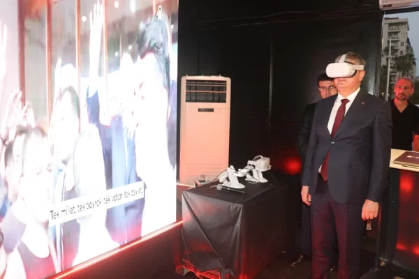 Adana’da 15 Temmuz’un Anıları Yeniden Yaşatılıyor: Yaşayan Hafıza Merkezi Hizmete Girdi