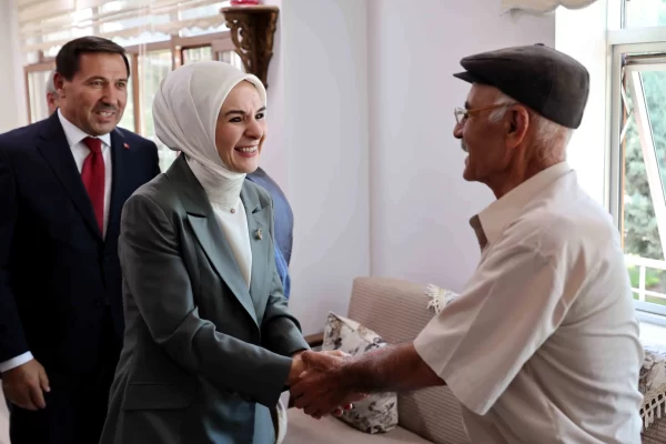 Bakan Göktaş, Karatay’da Halkla Bir Araya Geldi