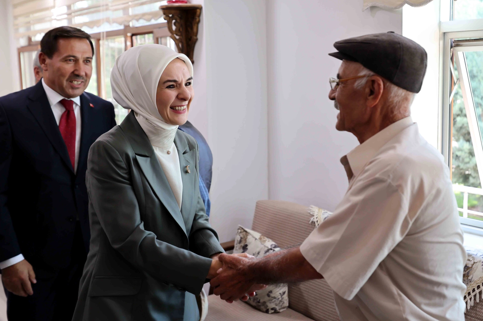 Bakan Göktaş, Karatay’da Halkla Bir Araya Geldi