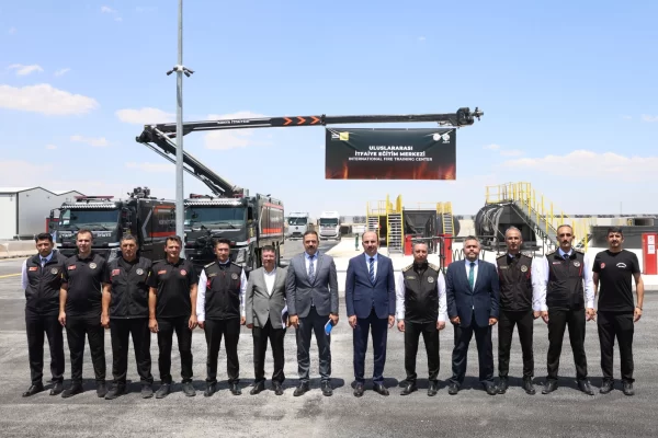 Başkan Altay, Yangın Eğitim Merkezi’ni Ziyaret Etti