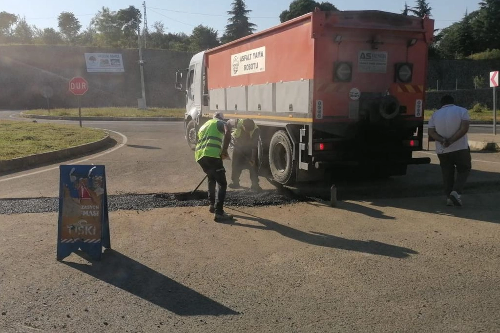 Trabzon’da Altyapı Çalışmaları Sonrasında Hızla Devam Eden Yol Onarımları