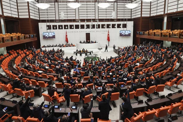 Meclis’te Kritik Hafta: Terörsüz Türkiye Düzenlemesi ve Öğrenci Affı Gündemde