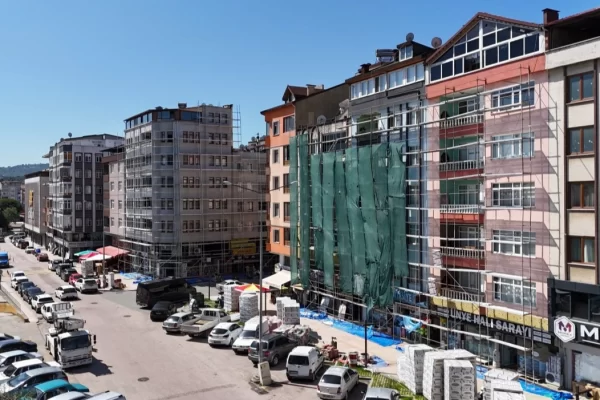 Ünye’de 44 Bina Estetik Dönüşümle Yenileniyor