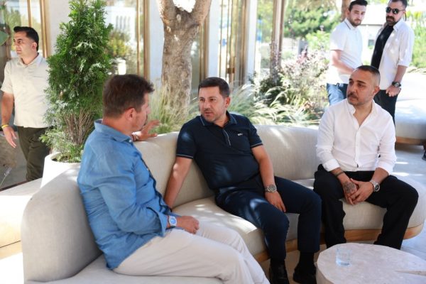 Emre Belözoğlu, Nevşehir’de Coşkuyla Ağırladı!
