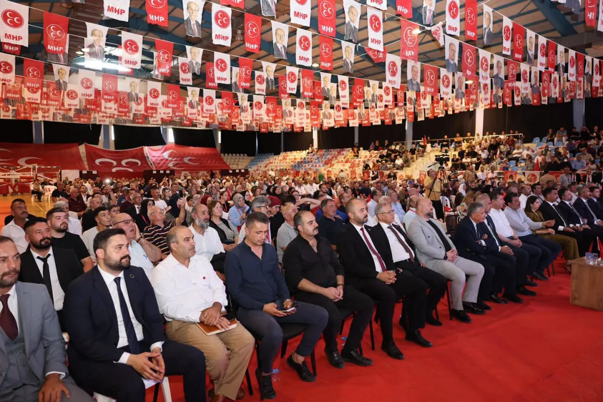MHP Antalya'da Büyük Değişim! 19 İlçede Seçim Maratonu Bitti: İşte Yeni MHP İlçe Başkanları