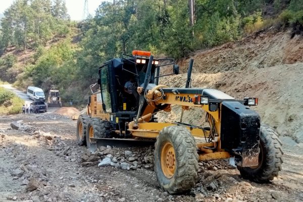 Alanya’da Kırsal Alanda Yol Yapım Seferberliği Başlatıldı