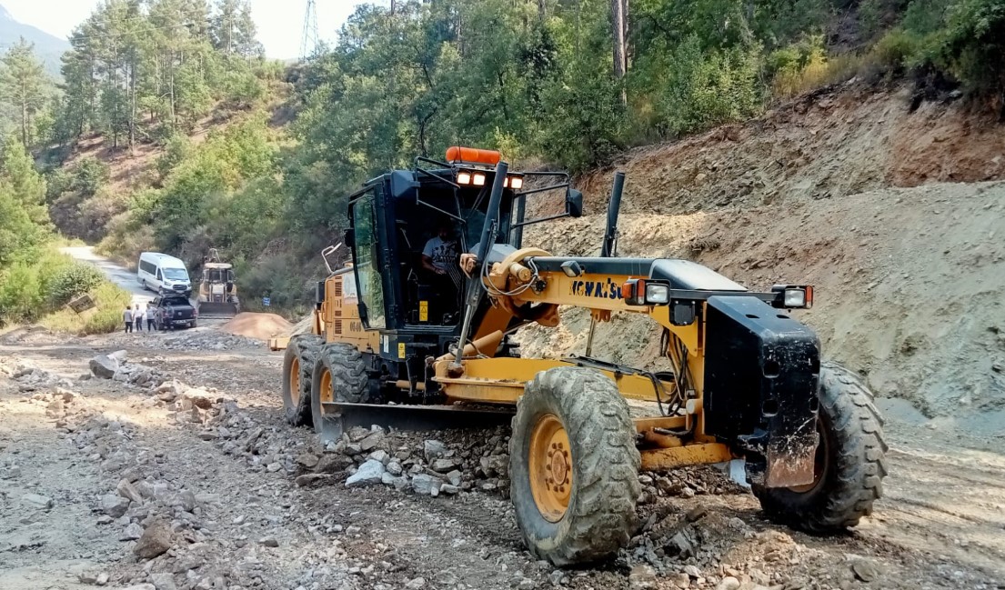 Alanya’da Kırsal Alanda Yol Yapım Seferberliği Başlatıldı