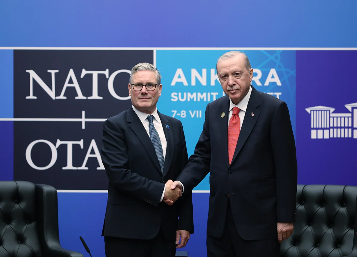 Cumhurbaşkanı Erdoğan, Birleşik Krallık Başbakanı Starmer ile Görüştü
