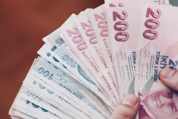 Memur Emeklilerinin Zam Farkı Ödemeleri 24 Temmuz’da Yatıyor