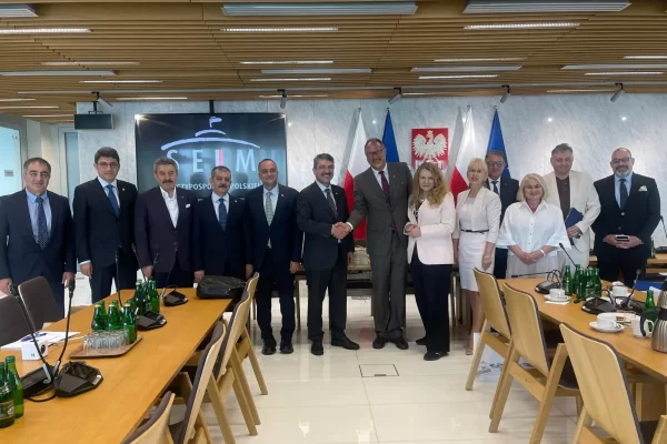 Prof. Dr. Veysel Ayhan, TBMM Heyeti ile Polonya Sejm’inde Bulundu