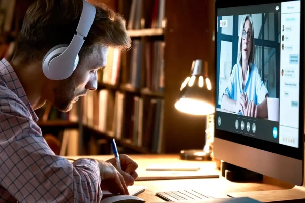 YÖK, Sertifika Programları İçin Ortak Kalite Standardı Belirledi