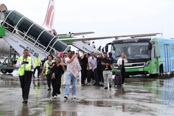 Trabzon-Tahran Direkt Uçuşları Turizme Yeni İvme Kazandıracak
