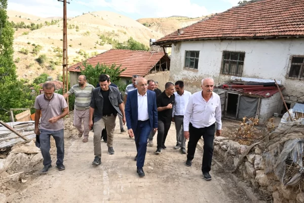 Başkan Sami Er’den Selden Etkilenen Hekimhanlılara Ziyaret