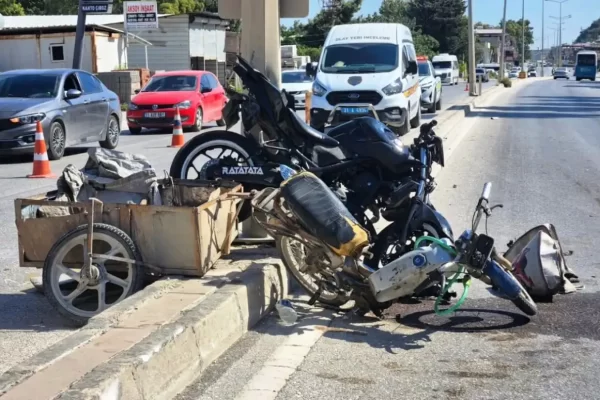 İki motosiklet çarpıştı: 1 ölü, 1 yaralı