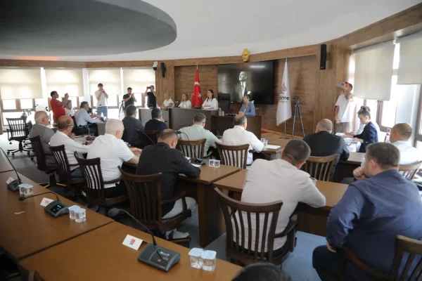 Edirne Belediye Meclisi Olağanüstü Toplandı