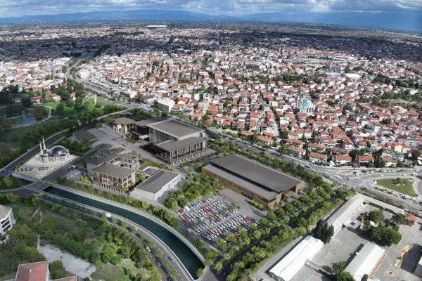 Sakarya’da Rayları Yer Altına Alacak Projede Kazı Başladı