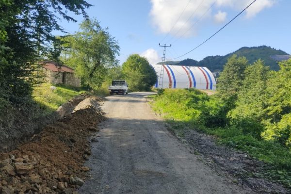 Trabzon’da İki Mahalleye 4 Bin 800 Metrelik İçme Suyu Hattı