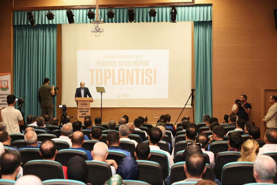 Başkan Gülpınar’dan Büyükşehir Çalışanlarına Zam Müjdesi